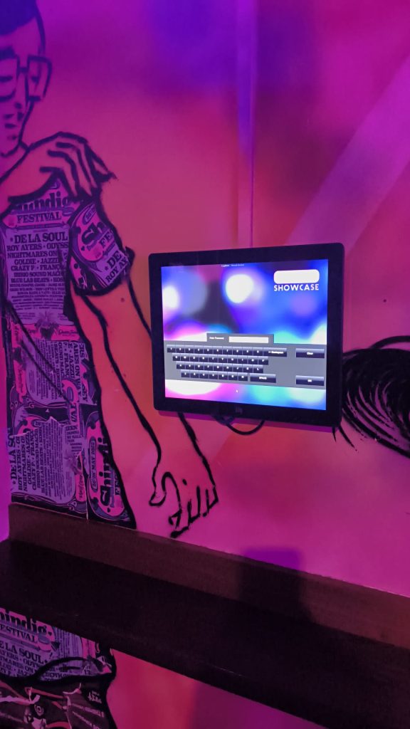 Touchscreen Karaoke System touchscreen